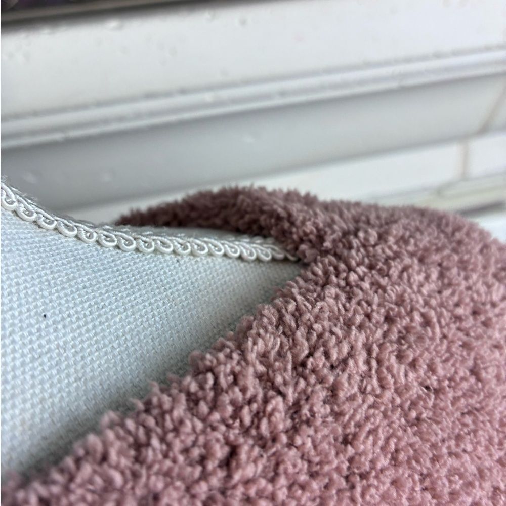 Cocoa Pink fuzzy softest oversized Scandi girl sweater NWOT pure yum - Picture 2 of 5